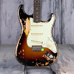 FENDER MIKE MCCREADY STRATOCASTER, 3-COLOR SUNBURST