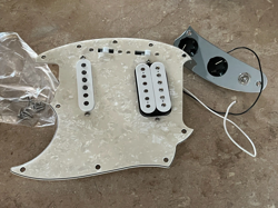 FENDER COBAIN JAGSTANG LEFTY LEFT HANDED GUITAR LOADED PICKGUARD PICKUPS POTS