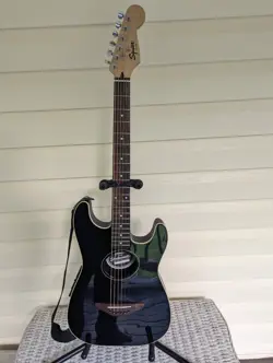 STRATACOUSTIC ACOUSTIC AND ELECTRIC GUITAR