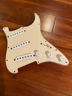 MIM STRAT STANDARD
