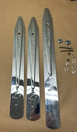 CHROME FENDER AMP TILT BACK LEGS