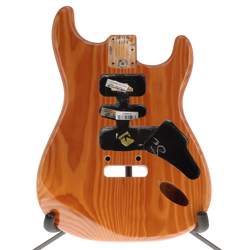 FENDER AMERICAN PRO II STRATOCASTER ROASTED PINE NATURAL FINISH