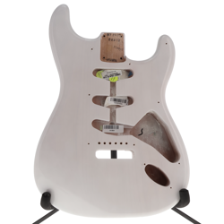 JOHNSON STRATOCASTER ASH