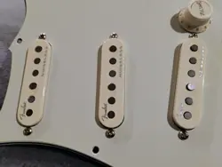 GENUINE FENDER AMERICAN ULTRA STRATOCASTER LOADED PICKGUARD NOISELESS PICKUPS