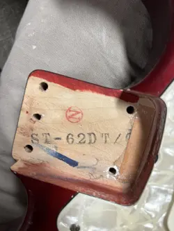 FENDER STRATOCASTER ST-62