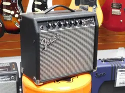 FENDER CHAMPION 20 GUITAR COMBO AMPLIFIER