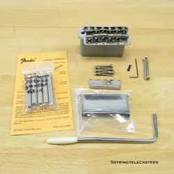 66 RELIC STRATOCASTER