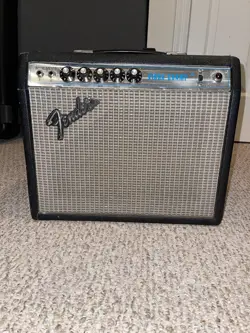 VINTAGE 1973 FENDER VIBRO CHAMP 5W ELECTRIC GUITAR TUBE COMBO AMPLIFIER