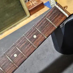 PERFORMER STRAT ROSEWOOD