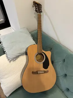 FENDER FA-125CE  DREADNOUGHT ACOUSTIC-ELECTRIC GUITAR - USED