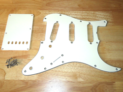 FENDER 1986 USA WHITE 3 PLY AMERICAN VINTAGE 57 STRATOCASTER PICKGUARD TREMOLO