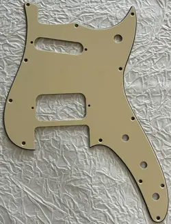 NEW GREAT-FOR FITS FENDER DUO-SONIC OFFSET HS STYLE GUITAR PICKGUARD YELLOW