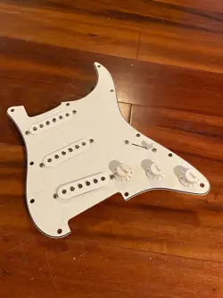 PICKUPS WHITE PARCHMENT