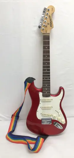 STARCASTER RED STRAT