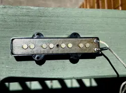 VINTAGE FENDER JAZZ BASS BRIDGE PICKUP - GRAY BOTTOM