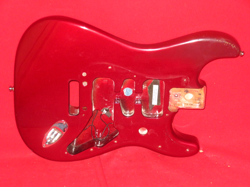 FENDER 2000 USA METALLIC RED AMERICAN STRATOCASTER BODY