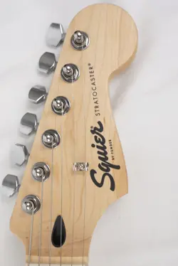 STANDARD STRATOCASTER 6-STRING