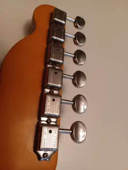 VIBE TELE NECK