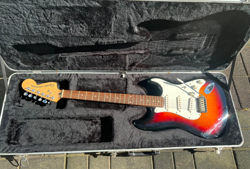 VINTAGE FENDER SQUIER STANDARD STRATOCASTER ELECTRIC GUITAR W/ HARD CASE