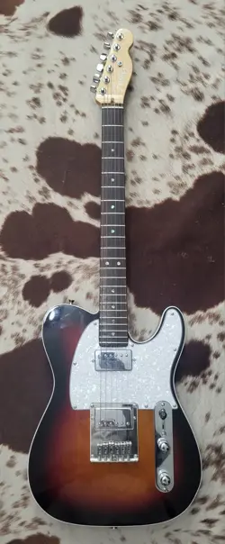 DULUXE ULTRA TELECASTER