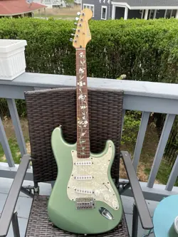 FENDER STRATOCASTER - MADE IN MEXICO