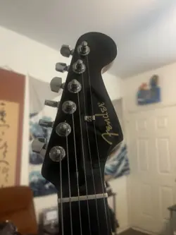 FENDER STRATOCASTER HSS EBONY FINGERBOARD LIMITED-EDITION ELECTRIC GUITAR BLACK