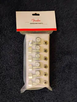 CHROME TUNERS STAGGERED