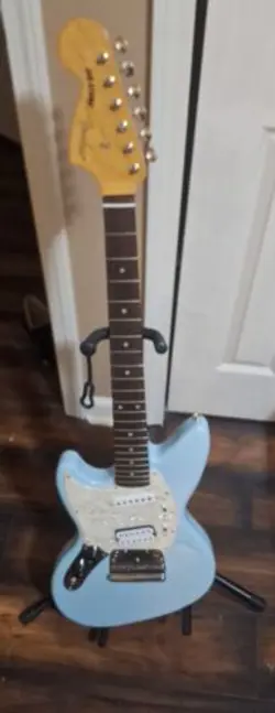 FENDER KURT COBAIN JAG-STANG LEFT HANDED