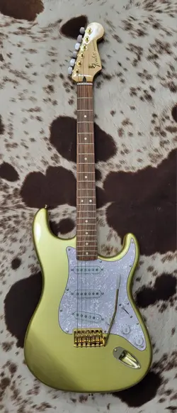 FENDER STRATOCASTER AZTEC