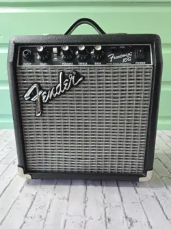 FENDER  FRONTMAN 10G  28W GUITAR AMPLIFIER, BLACK