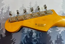 50'S STRAT MAPLE