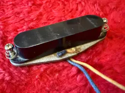 BRIDGE PICKUP AND