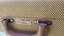 VINTAGE TWEED FENDER