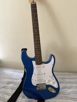 SQUIER BY FENDER FSR BULLET STRAT STRATOCASTER GUITAR IN LAKE PLACID BLUE