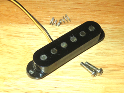 FENDER 1980 USA BLACK GREY BOTTOM X1 STRATOCASTER NECK PICKUP