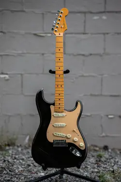 FENDER AMERICAN ULTRA