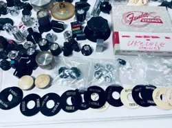 VINTAGE KNOBS