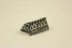 VINTAGE RELIC FENDER