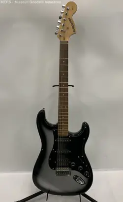 CASTER STRAT BLACK