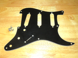 BLACK 3 PLY FENDER STRATOCASTER PICKGUARD