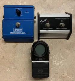 SWITCHES/PEDALS
