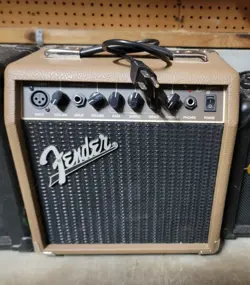 FENDER ACOUSTASONIC 15-WATT ACOUSTIC GUITAR AMPLIFIER - BROWN