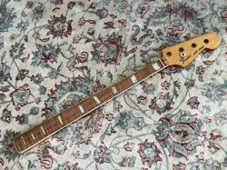 FENDER VINTERA 70S JAZZ BASS NECK
