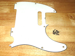 FENDER 1975 WHITE 3 PLY TELECASTER PICKGUARD