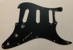 GUARD PICKGUARD STRATOCASTER