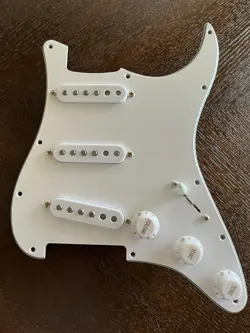 PRE-WIRED WBW PICKGUARD