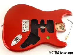 USED FENDER PLAYER STRATOCASTER STRAT BODY & HARDWARE, GUITAR CANDY APPLE RED