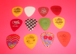 PICKS. VARIOUS