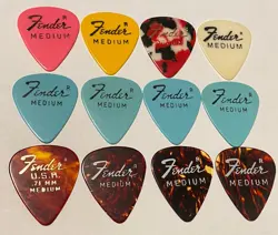 PICKS-1970�S FENDER-MEDIUM-ASSORTED