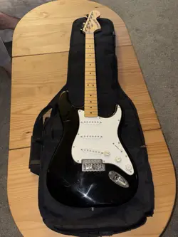 STRAT STARCASTER ELECTRIC